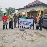 NU-Care Lazisnu Menyerahkan Sepatu Boots untuk Banser Kalteng